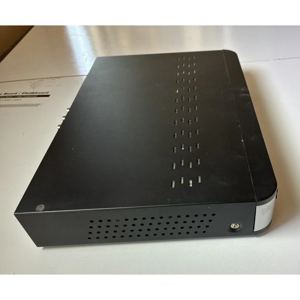 Zmodo 4-Channel Digital Video Recorder Model: D9104BH Used (AA)